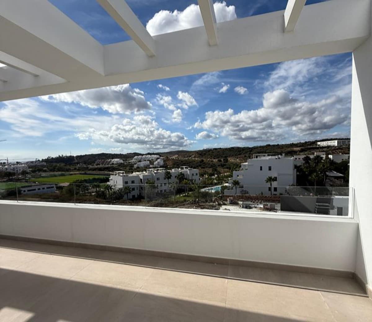 3 slaapkamer Penthouse te koop in Estepona met zwembad garage - € 1.100.000 (Ref: 9425926)