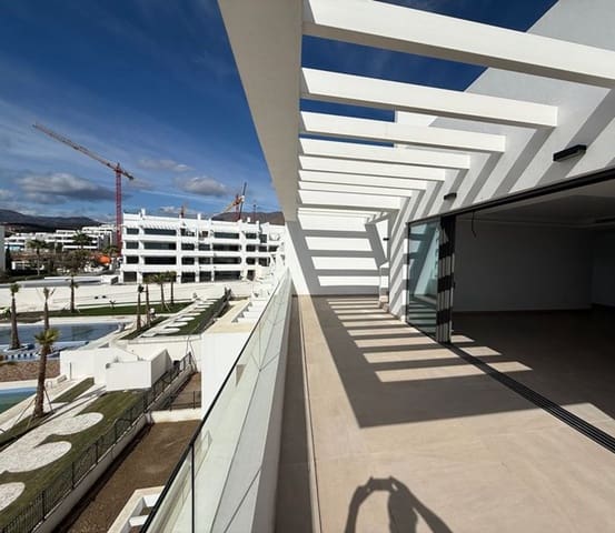 3 slaapkamer Penthouse te koop in Estepona met zwembad garage - € 1.100.000 (Ref: 9425926)