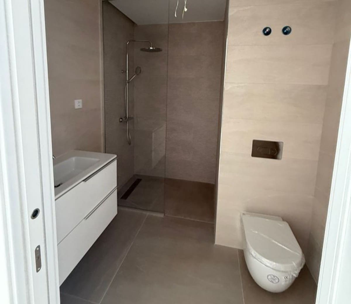 3 slaapkamer Penthouse te koop in Estepona met zwembad garage - € 1.100.000 (Ref: 9425926)