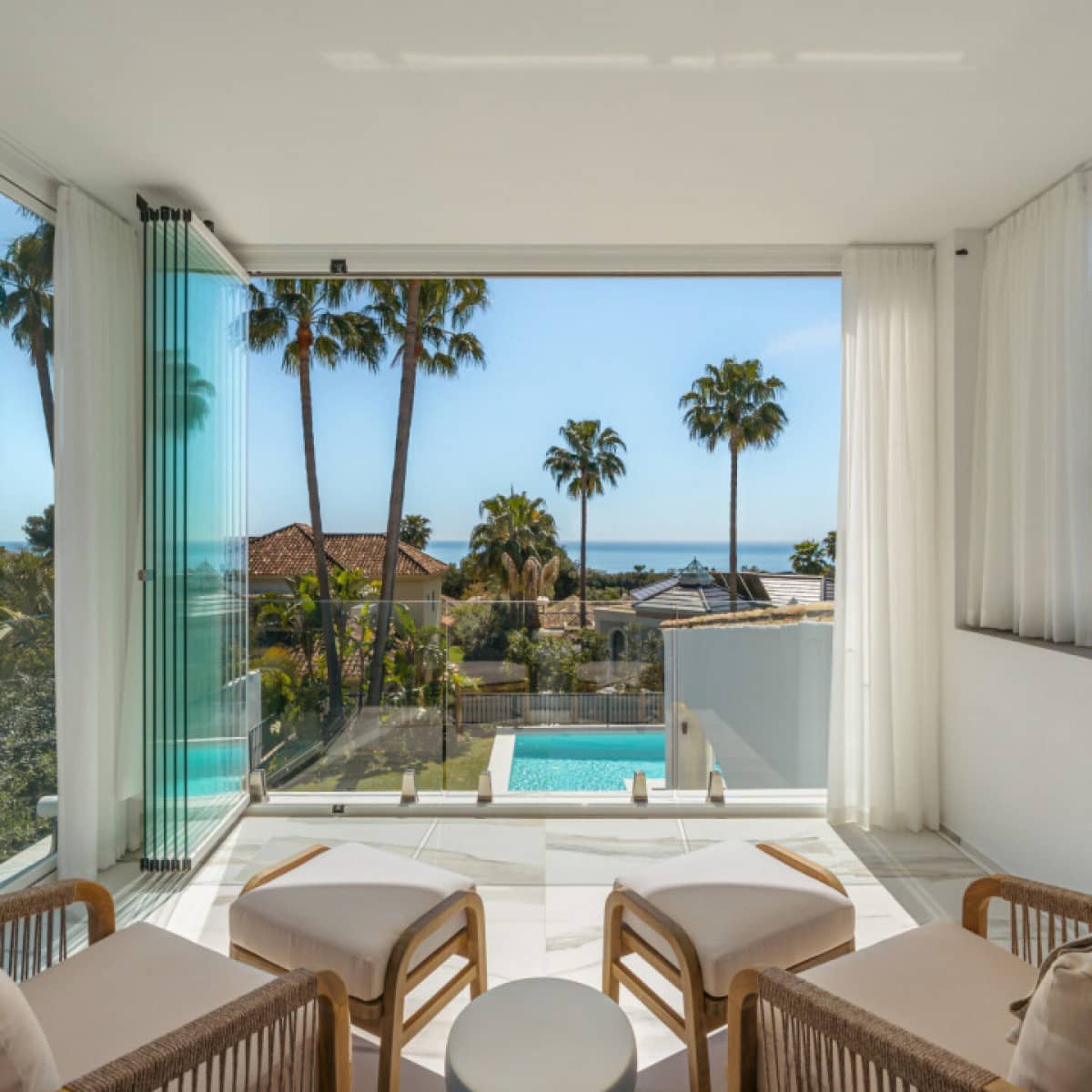 5 soverom Villa til salgs i Golden Mile med svømmebasseng garasje - € 6 980 000 (Ref: 9425931)