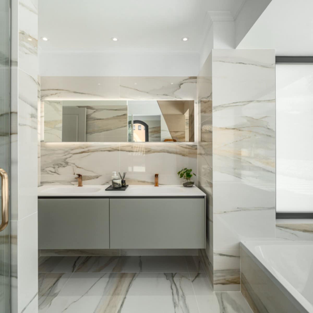 5 soverom Villa til salgs i Golden Mile med svømmebasseng garasje - € 6 980 000 (Ref: 9425931)