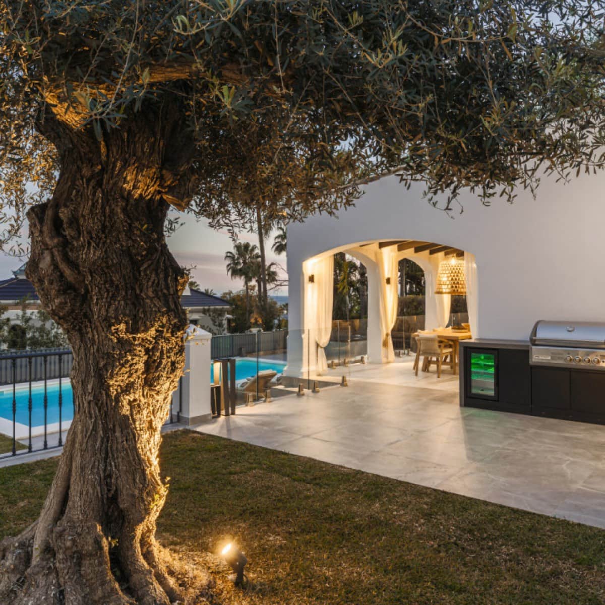 5 soverom Villa til salgs i Golden Mile med svømmebasseng garasje - € 6 980 000 (Ref: 9425931)