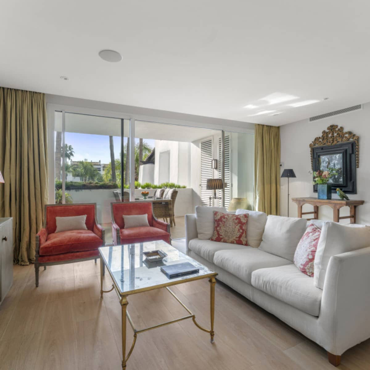 3 makuuhuone Huoneisto myytävänä paikassa Golden Mile mukana uima-altaan 
autotalli - 3 795 000 € (Ref: 9425932)