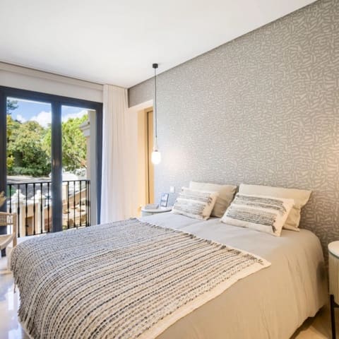 3 soverom Penthouse til salgs i La Heredia, Benahavís med svømmebasseng garasje - € 1 425 000 (Ref: 9425933)