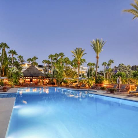 3 quarto Apartamento para venda em Golden Mile, Marbella com piscina garagem - 3 500 000 € (Ref: 9425934)