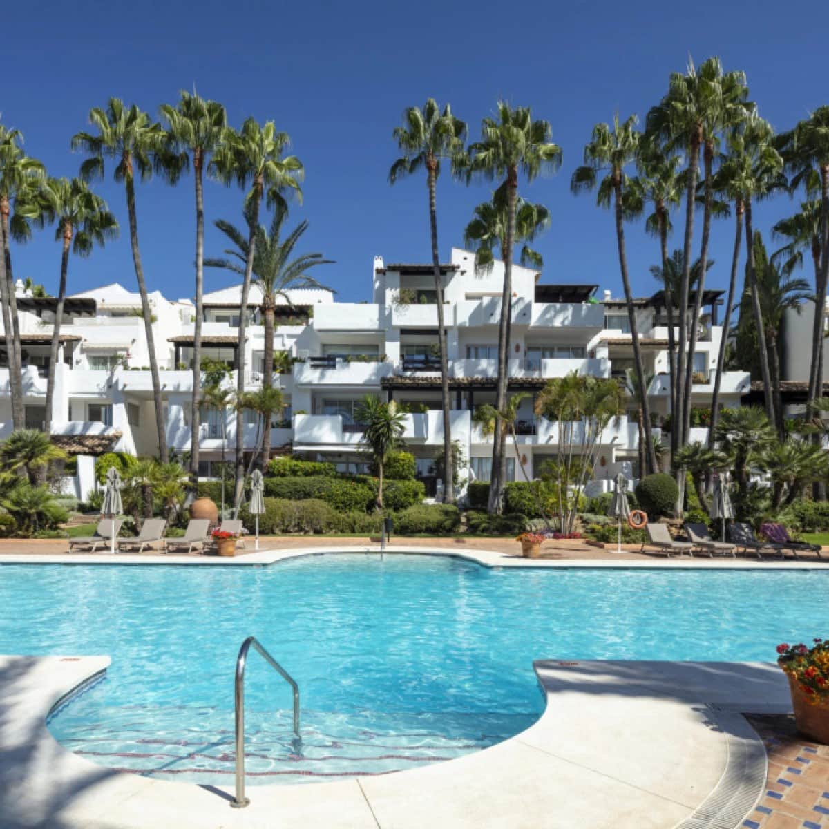 3 bedroom Apartment for sale in Golden Mile with pool garage - € 3,500,000 (Ref: 9425934)