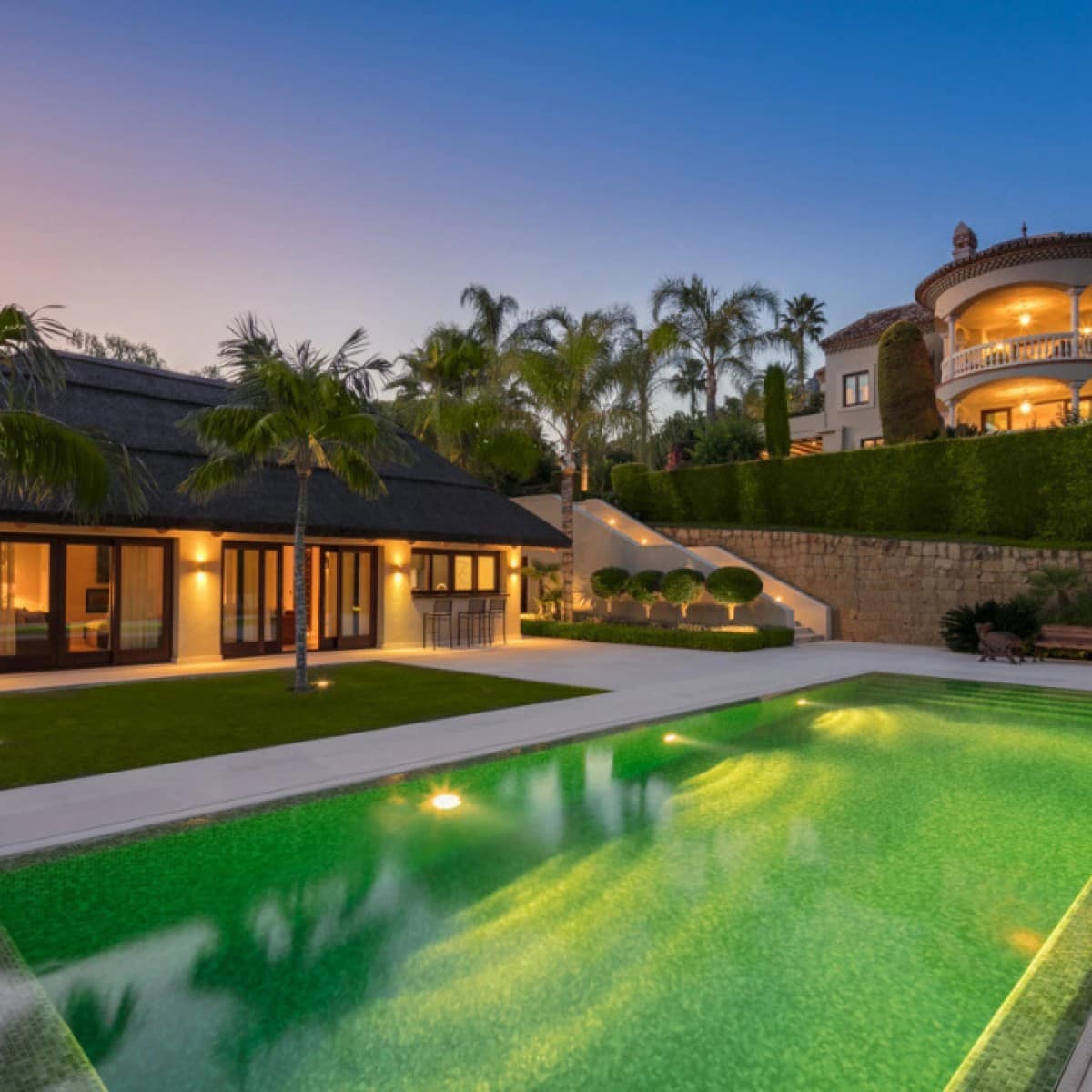 5 makuuhuone Huvila myytävänä paikassa Marbella mukana uima-altaan 
autotalli - 13 750 000 € (Ref: 9425935)