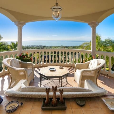 5 makuuhuone Huvila myytävänä paikassa Marbella mukana uima-altaan 
autotalli - 13 750 000 € (Ref: 9425935)