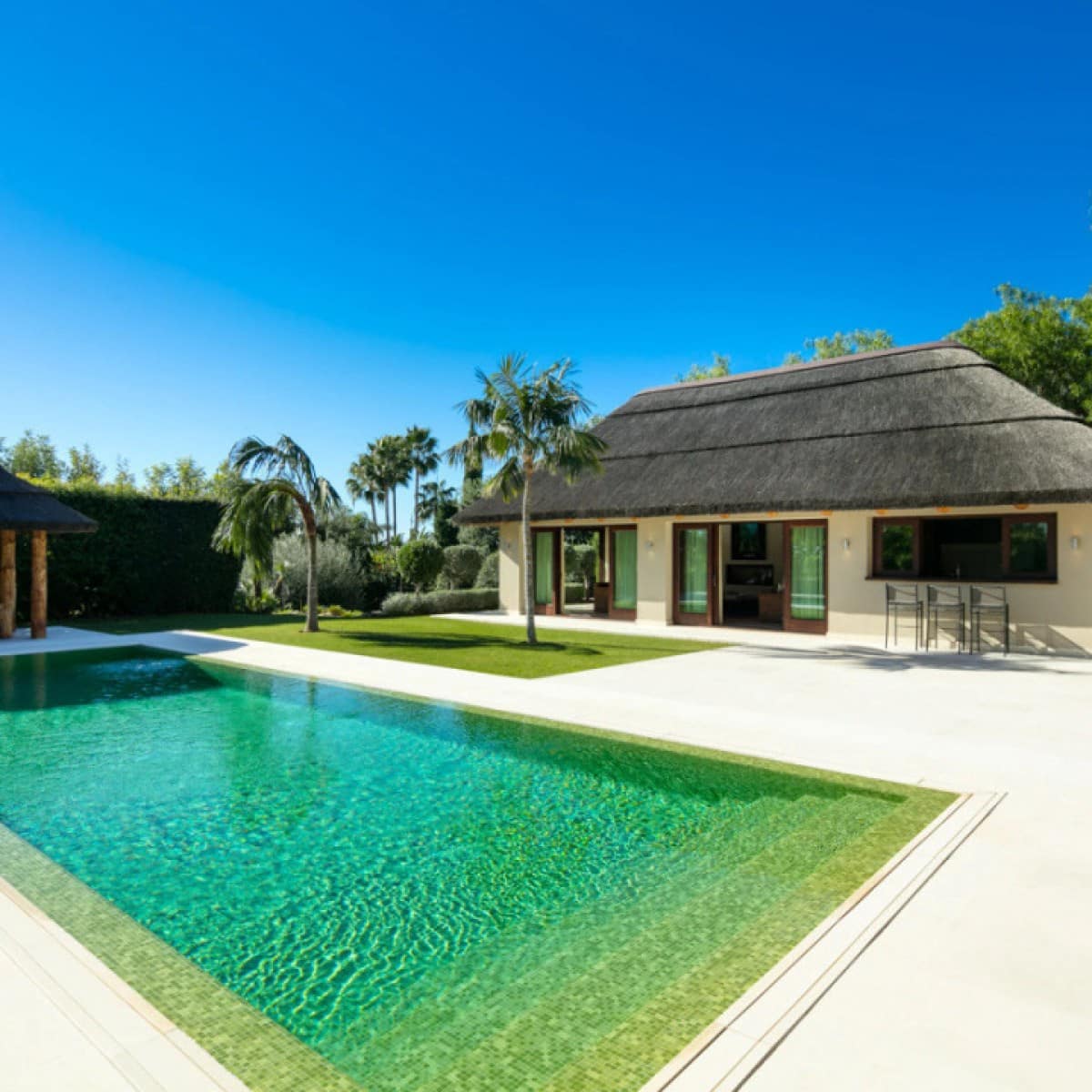 5 makuuhuone Huvila myytävänä paikassa Marbella mukana uima-altaan 
autotalli - 13 750 000 € (Ref: 9425935)