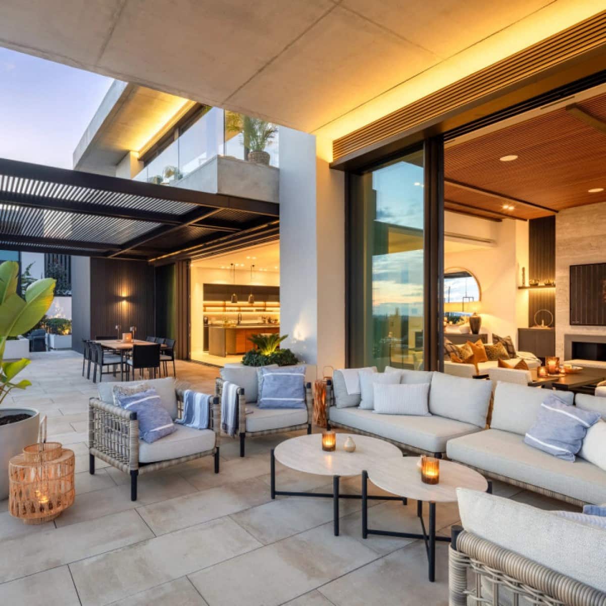 6 bedroom Villa for sale in La Heredia with pool garage - € 8,295,000 (Ref: 9425936)