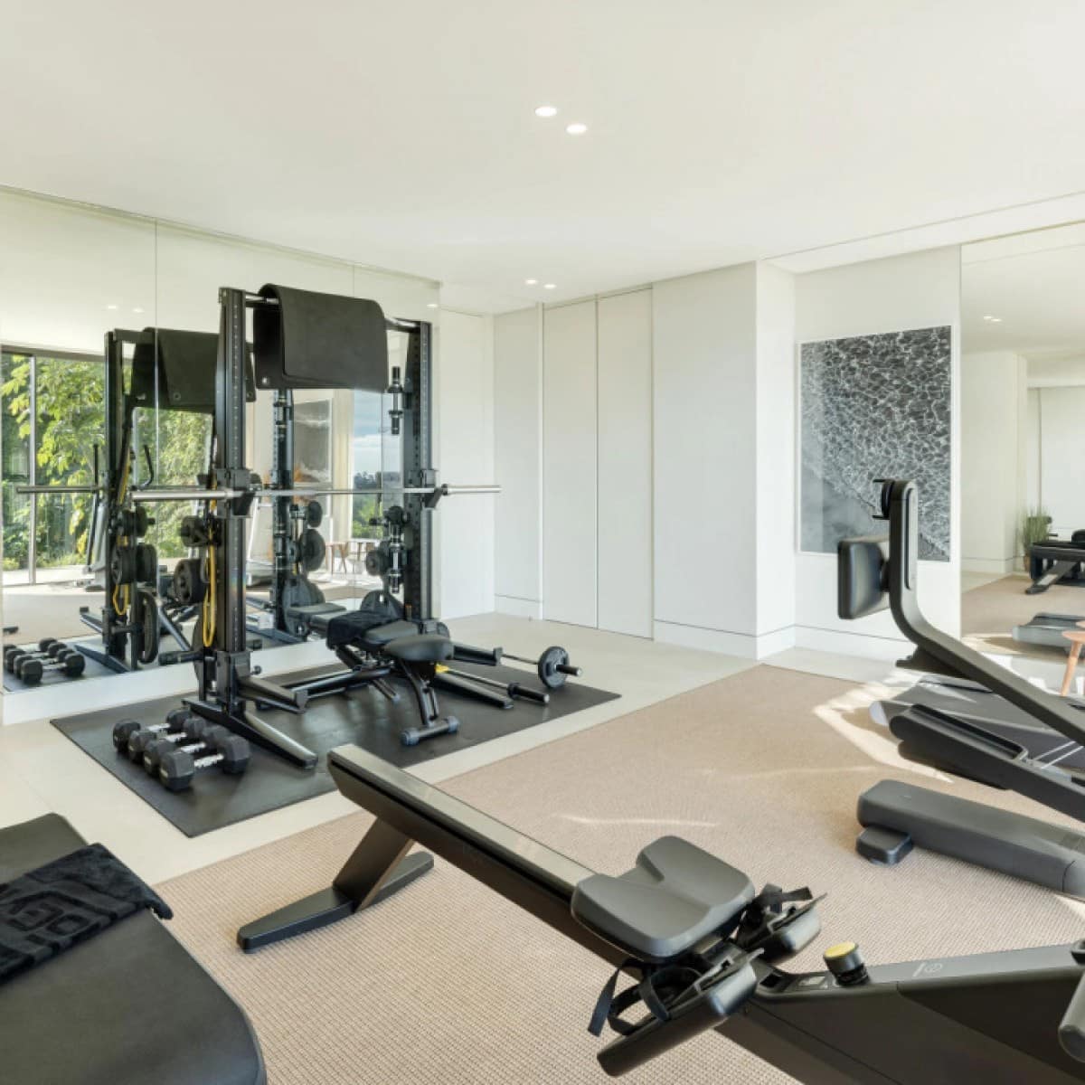 6 bedroom Villa for sale in La Heredia with pool garage - € 8,295,000 (Ref: 9425936)