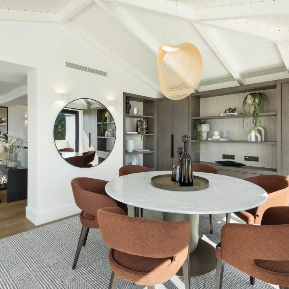 5 makuuhuone Huvila myytävänä paikassa Nueva Andalucia mukana uima-altaan 
autotalli - 3 895 000 € (Ref: 9425937)