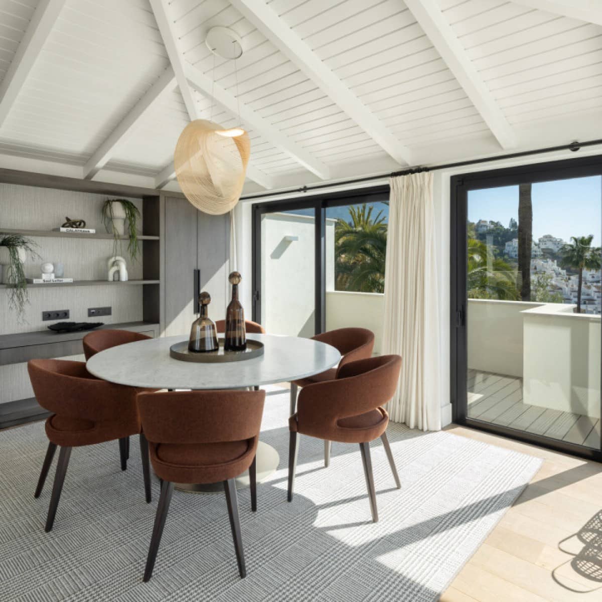 5 makuuhuone Huvila myytävänä paikassa Nueva Andalucia mukana uima-altaan 
autotalli - 3 895 000 € (Ref: 9425937)