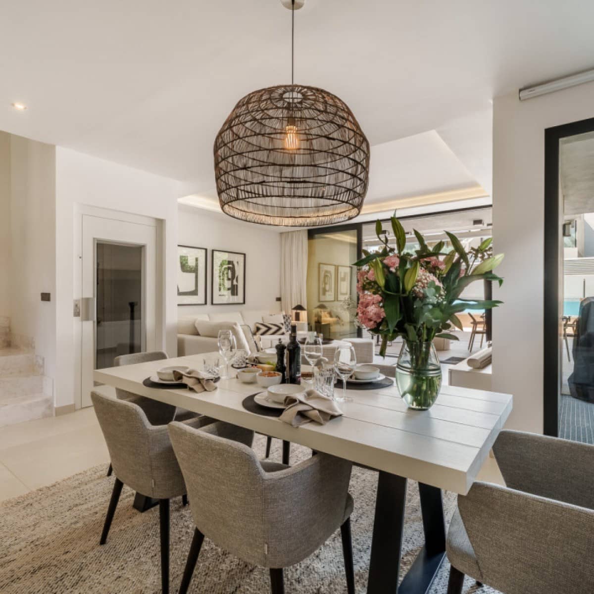 5 sypialnia Willa na sprzedaż w Puerto Banus z basenem garażem - 2 750 000 € (Ref: 9425938)