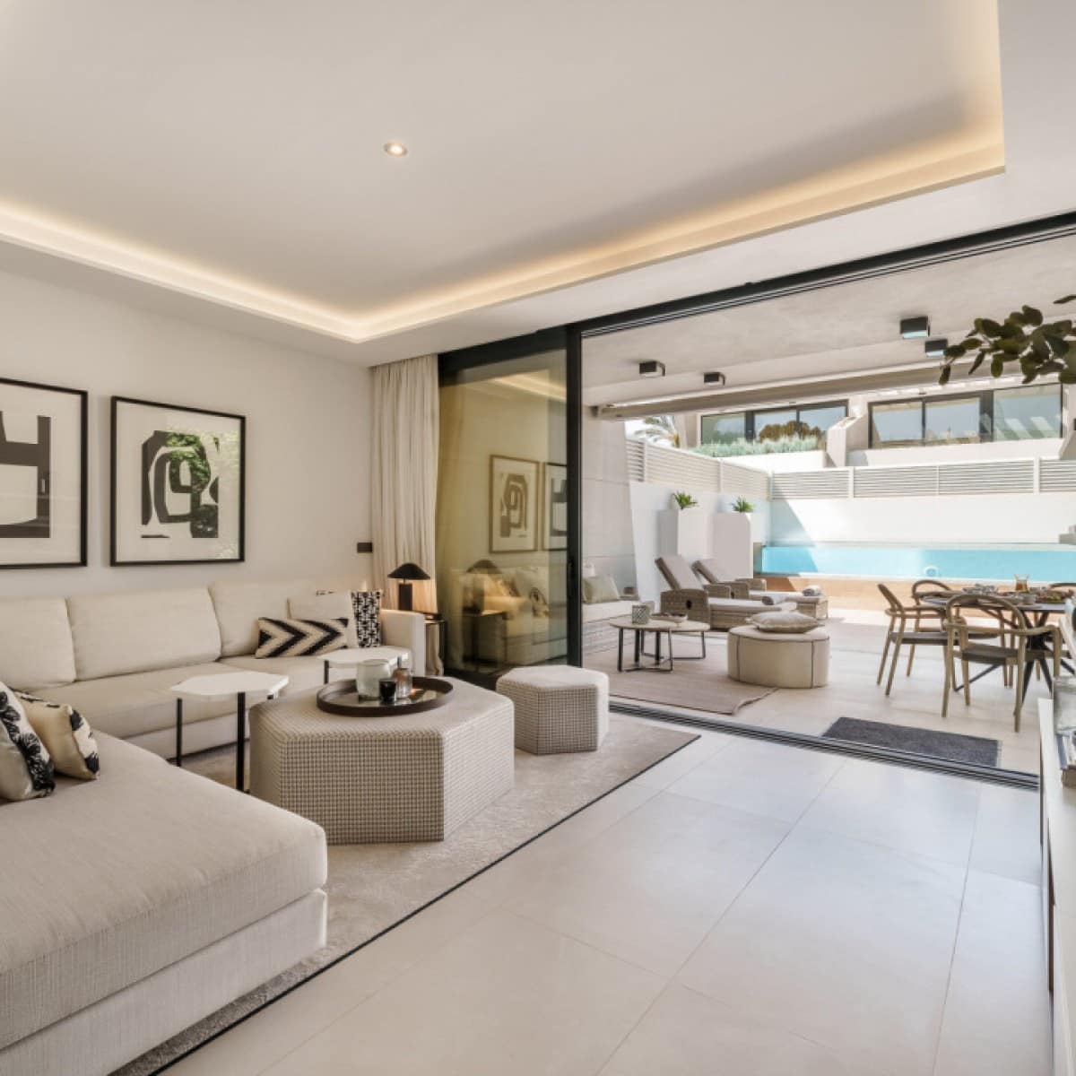 5 sypialnia Willa na sprzedaż w Puerto Banus z basenem garażem - 2 750 000 € (Ref: 9425938)