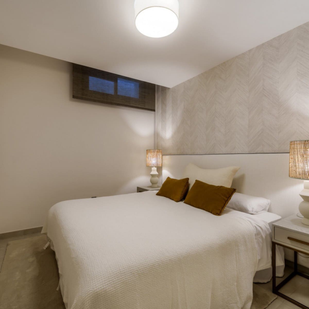 5 sypialnia Willa na sprzedaż w Puerto Banus z basenem garażem - 2 750 000 € (Ref: 9425938)