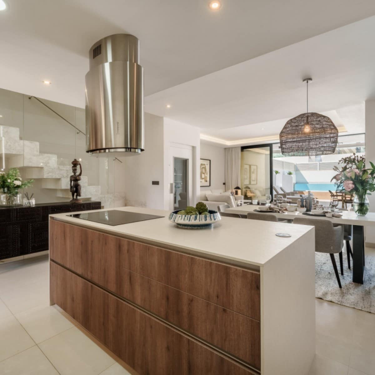 5 sypialnia Willa na sprzedaż w Puerto Banus z basenem garażem - 2 750 000 € (Ref: 9425938)