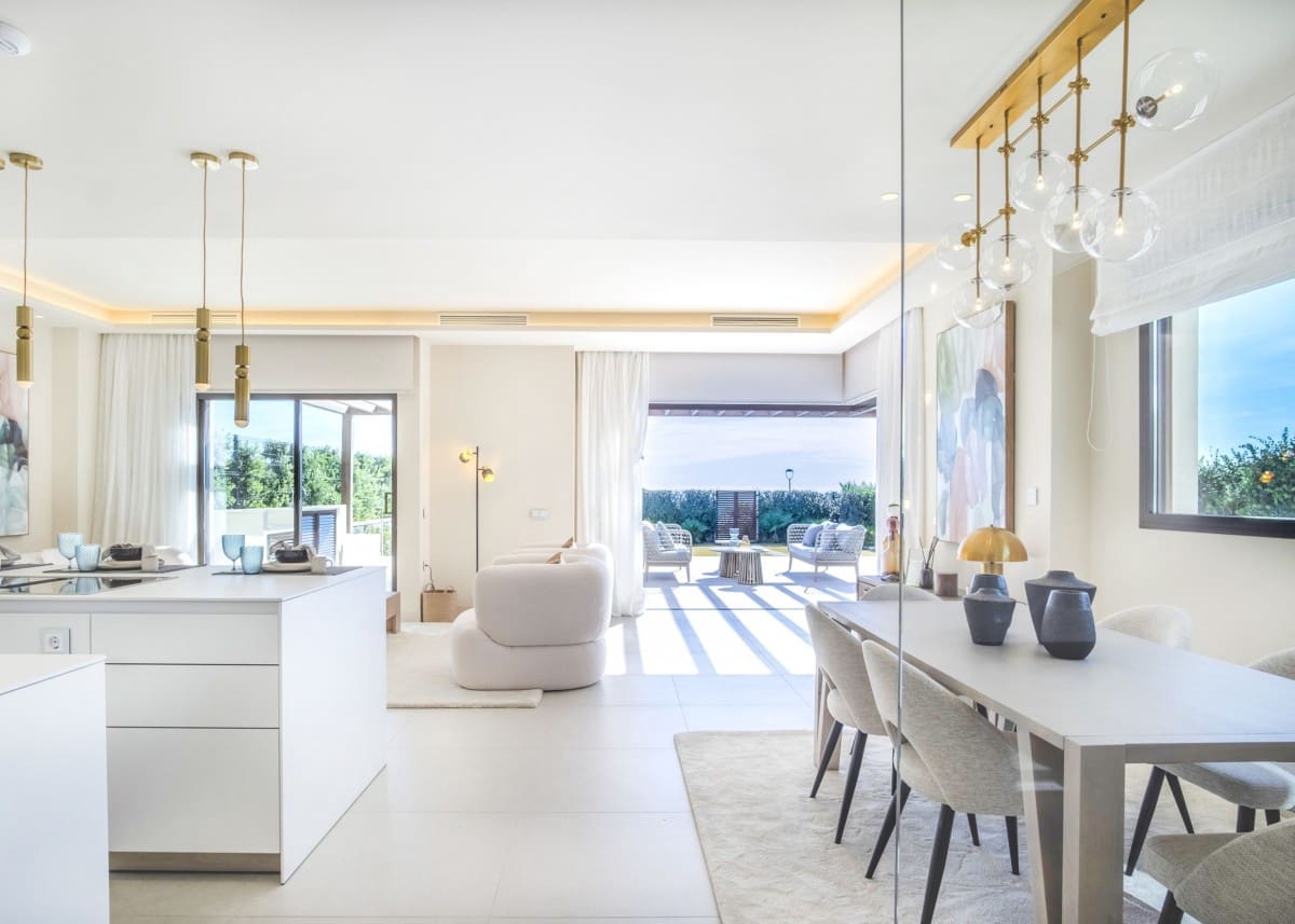 4 soveværelse Villa til salg i New Golden Mile med swimmingpool garage - € 4.500.000 (Ref: 9425940)