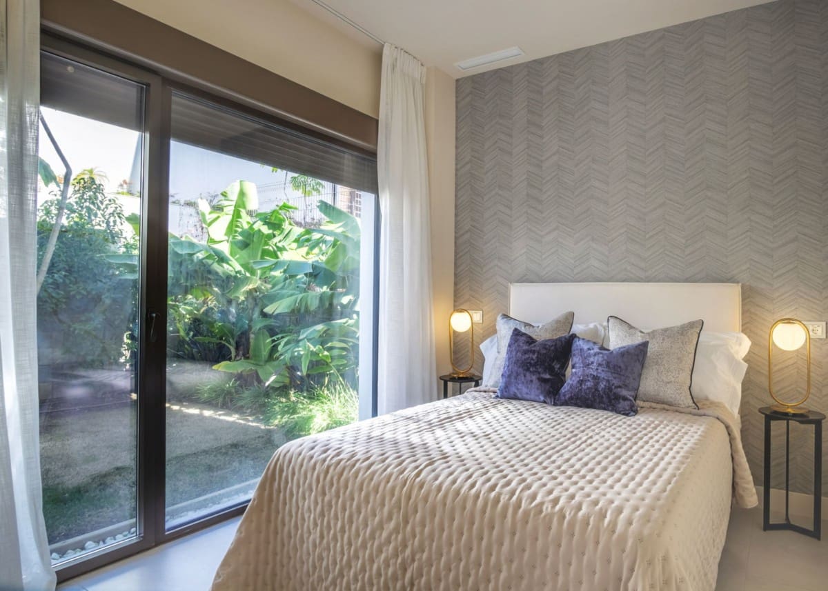 4 soveværelse Villa til salg i New Golden Mile med swimmingpool garage - € 4.500.000 (Ref: 9425940)