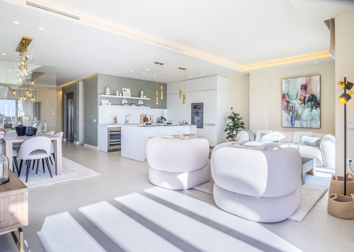 4 soveværelse Villa til salg i New Golden Mile med swimmingpool garage - € 4.500.000 (Ref: 9425940)