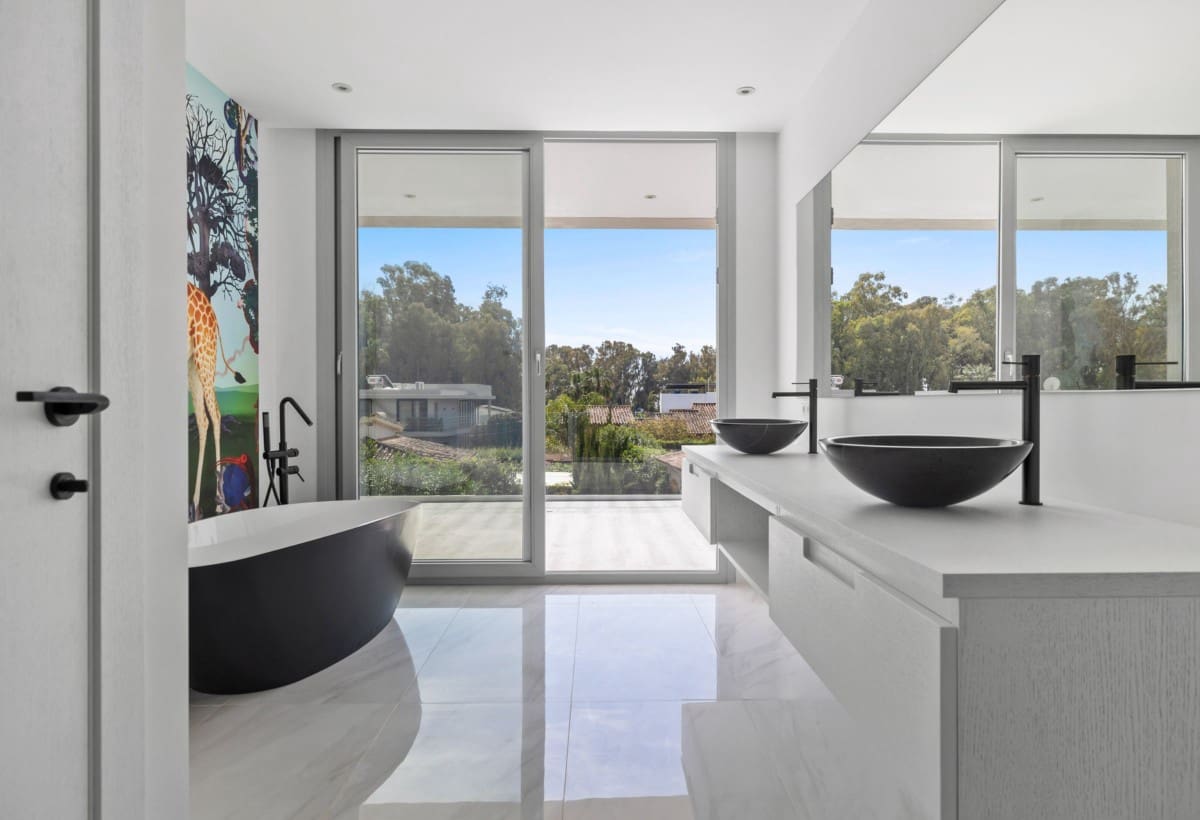 5 soverom Villa til salgs i San Pedro de Alcantara med svømmebasseng garasje - € 2 950 000 (Ref: 9425941)