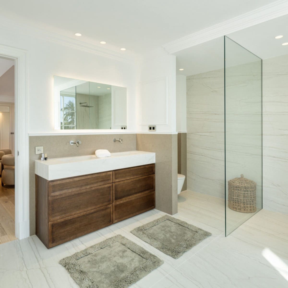 5 makuuhuone Huvila myytävänä paikassa Nueva Andalucia mukana uima-altaan 
autotalli - 8 900 000 € (Ref: 9425942)