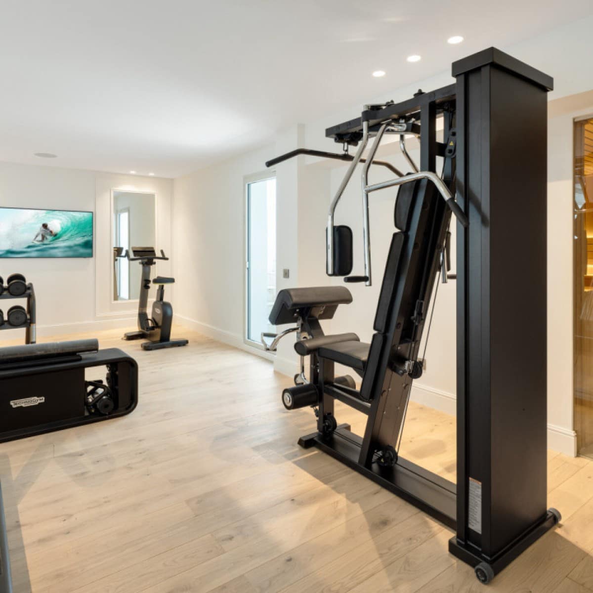 5 makuuhuone Huvila myytävänä paikassa Nueva Andalucia mukana uima-altaan 
autotalli - 8 900 000 € (Ref: 9425942)