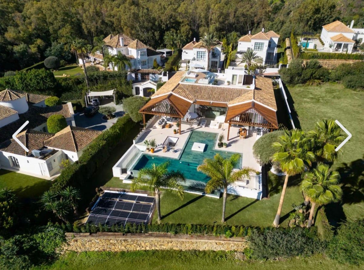 6 quarto Moradia para venda em Nueva Andalucia com piscina garagem - 10 950 000 € (Ref: 9425945)