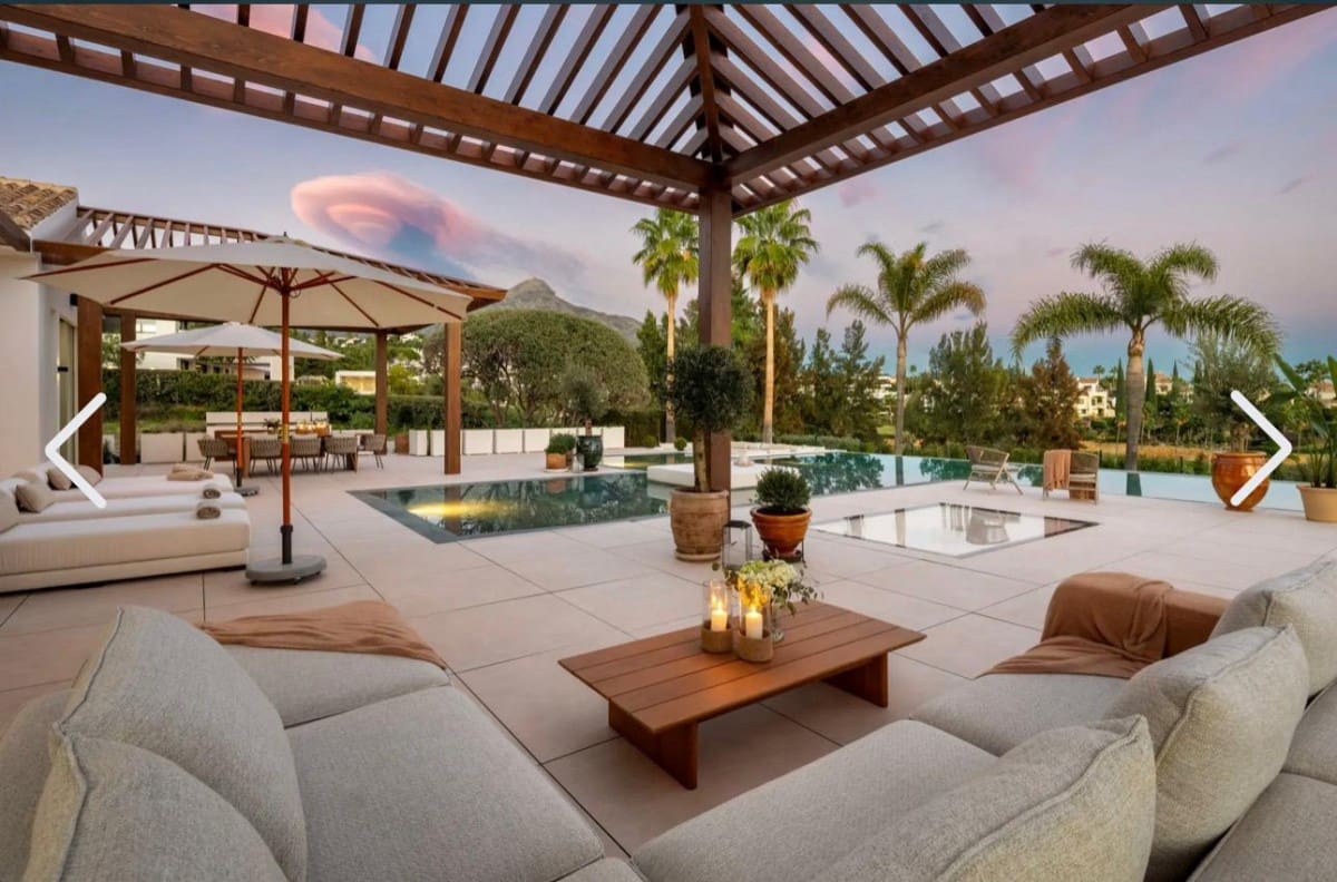 6 quarto Moradia para venda em Nueva Andalucia com piscina garagem - 10 950 000 € (Ref: 9425945)