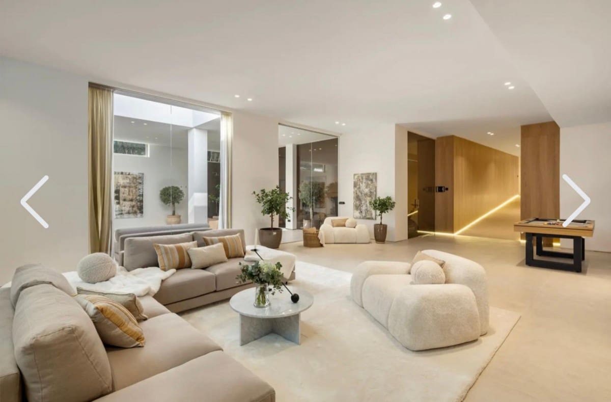 6 quarto Moradia para venda em Nueva Andalucia com piscina garagem - 10 950 000 € (Ref: 9425945)