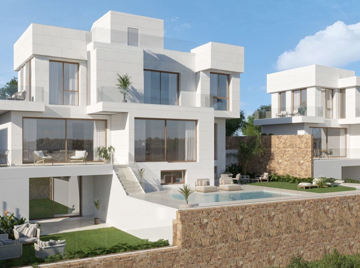 4 quarto Moradia para venda em Estepona com piscina garagem - 730 000 € (Ref: 9425946)