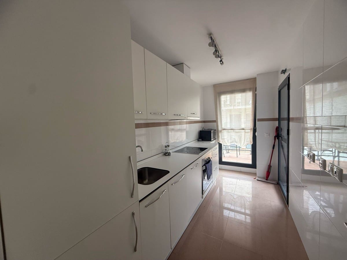 2 makuuhuone Huoneisto myytävänä paikassa New Golden Mile mukana uima-altaan - 329 000 € (Ref: 9425947)