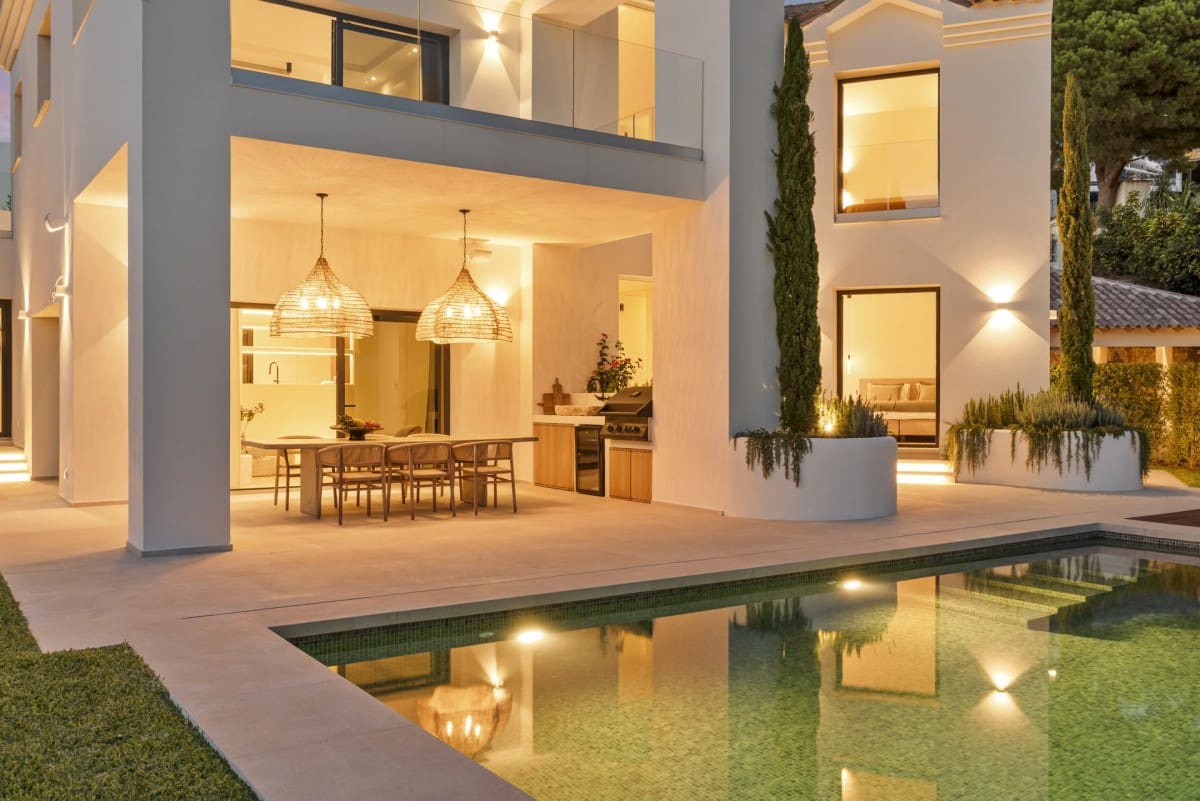 4 soveværelse Villa til salg i Benahavis med swimmingpool garage - € 3.450.000 (Ref: 9425950)