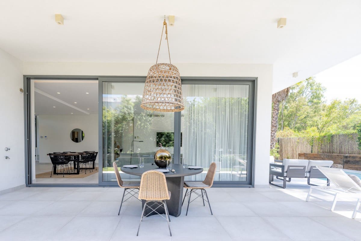 4 sovrum Villa till salu i Estepona med pool - 2 000 000 € (Ref: 9425951)