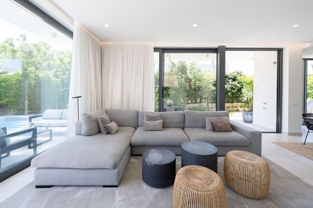 4 sovrum Villa till salu i Estepona med pool - 2 000 000 € (Ref: 9425951)