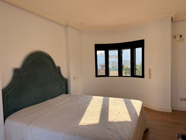 3 soveværelse Villa til salg i Calahonda, Mijas med swimmingpool garage - € 1.150.000 (Ref: 9425957)