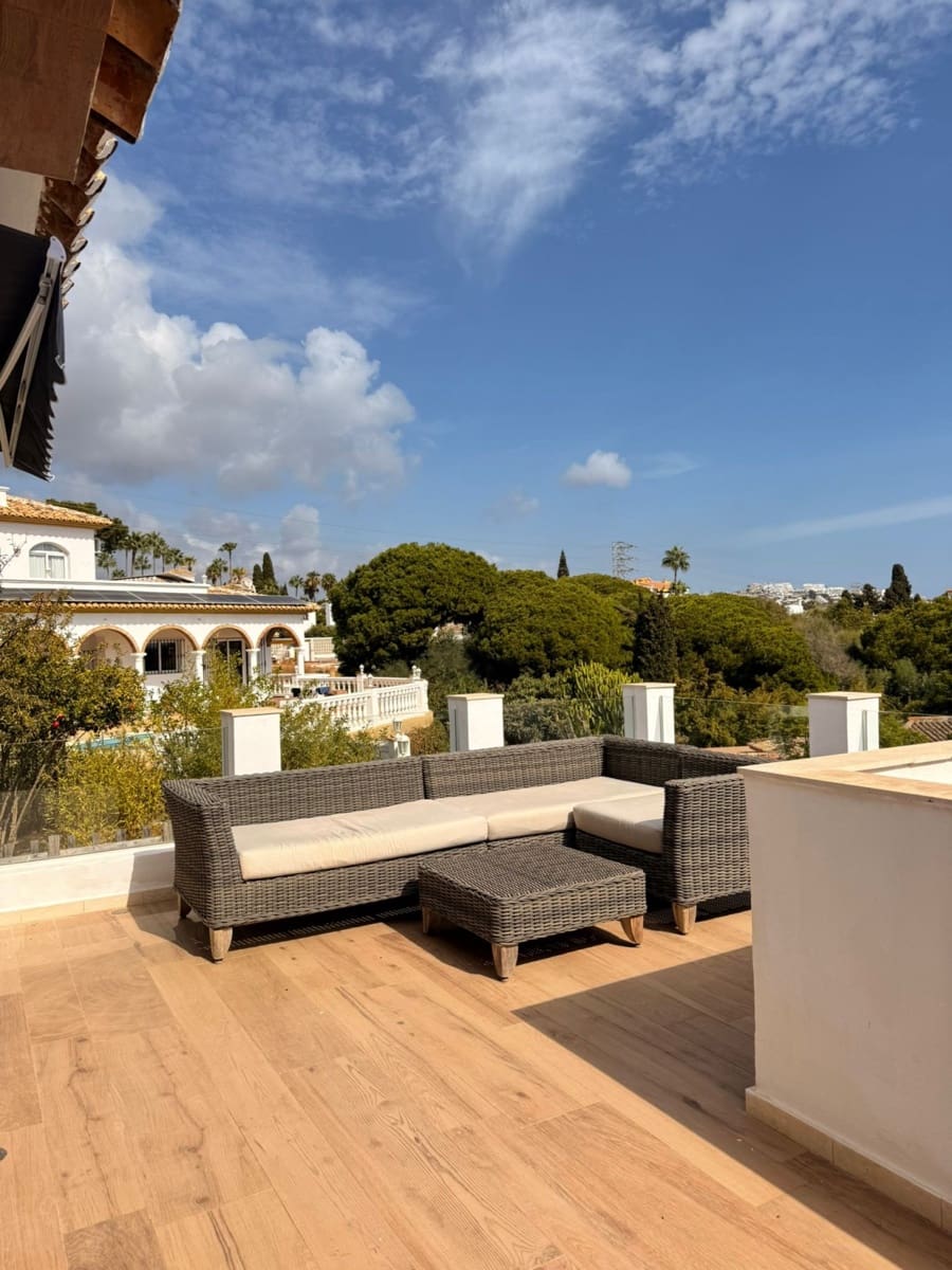 3 sovrum Villa till salu i Calahonda med pool garage - 1 150 000 € (Ref: 9425957)