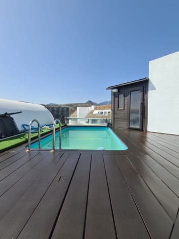 3 soverom Penthouse til salgs i Benahavís med svømmebasseng garasje - € 1 100 000 (Ref: 9425958)