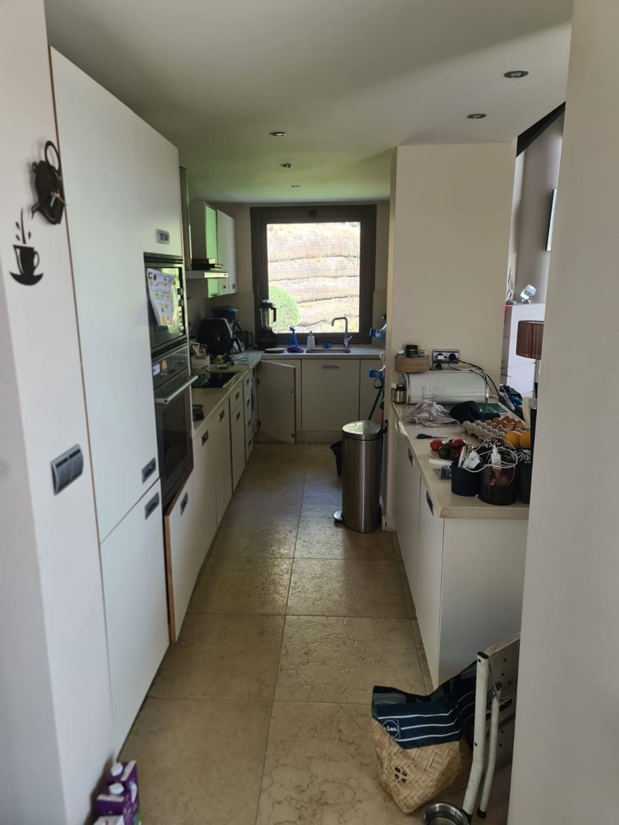 3 soverom Penthouse til salgs i Benahavis med svømmebasseng garasje - € 1 100 000 (Ref: 9425958)