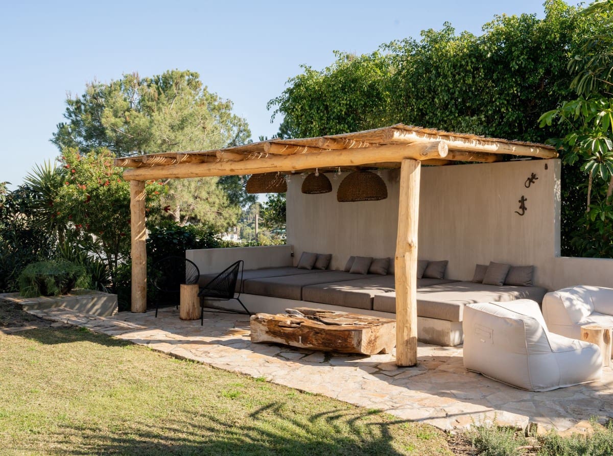 5 soverom Villa til salgs i New Golden Mile med svømmebasseng garasje - € 3 970 000 (Ref: 9425960)