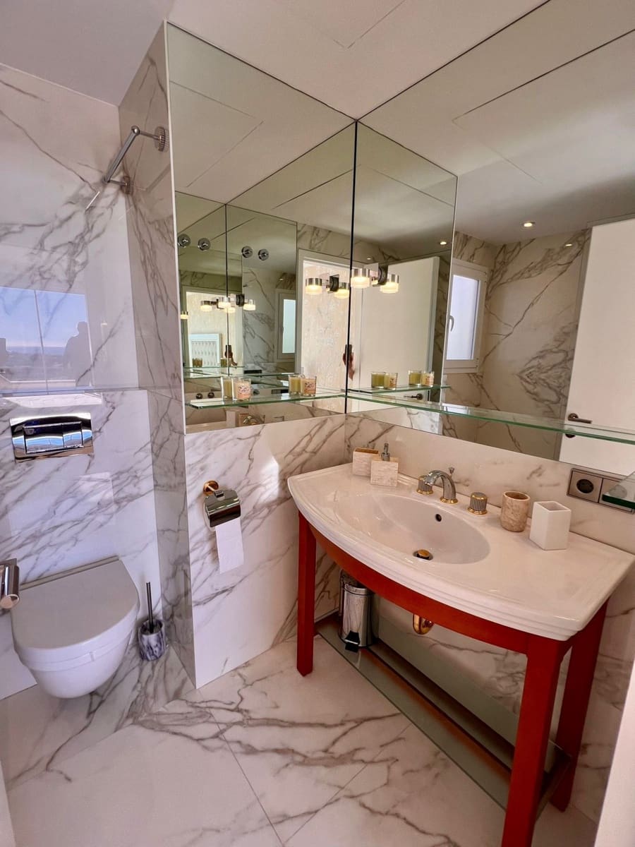 3 slaapkamer Penthouse te koop in Benahavis met zwembad garage - € 850.000 (Ref: 9425962)