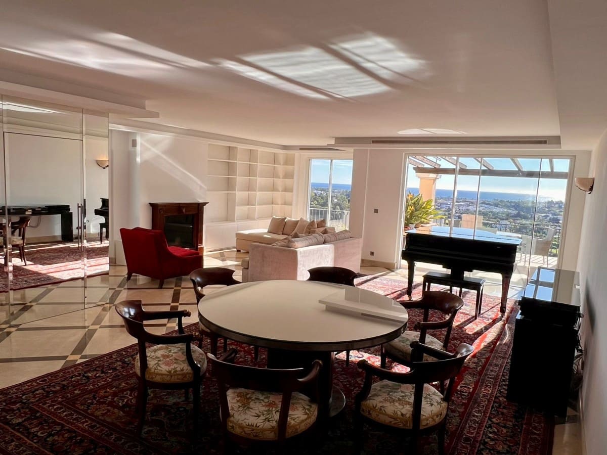 3 slaapkamer Penthouse te koop in Benahavis met zwembad garage - € 850.000 (Ref: 9425962)