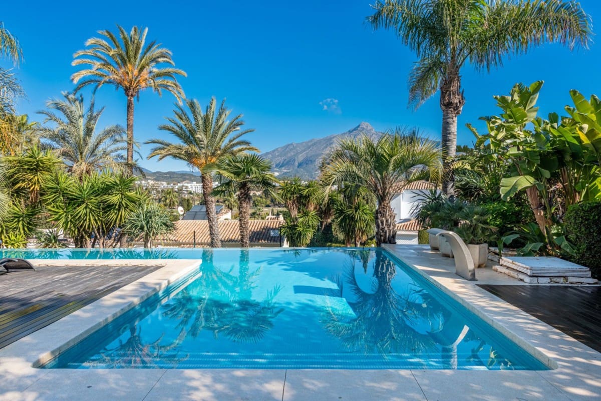 7 camera da letto Villa in vendita in Estepona con piscina garage - 3.200.000 € (Rif: 9425964)