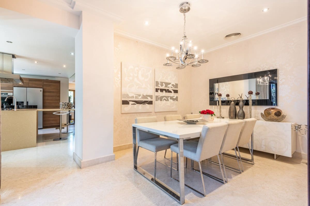 7 camera da letto Villa in vendita in Estepona con piscina garage - 3.200.000 € (Rif: 9425964)