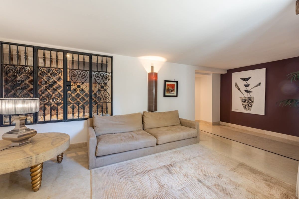 7 camera da letto Villa in vendita in Estepona con piscina garage - 3.200.000 € (Rif: 9425964)