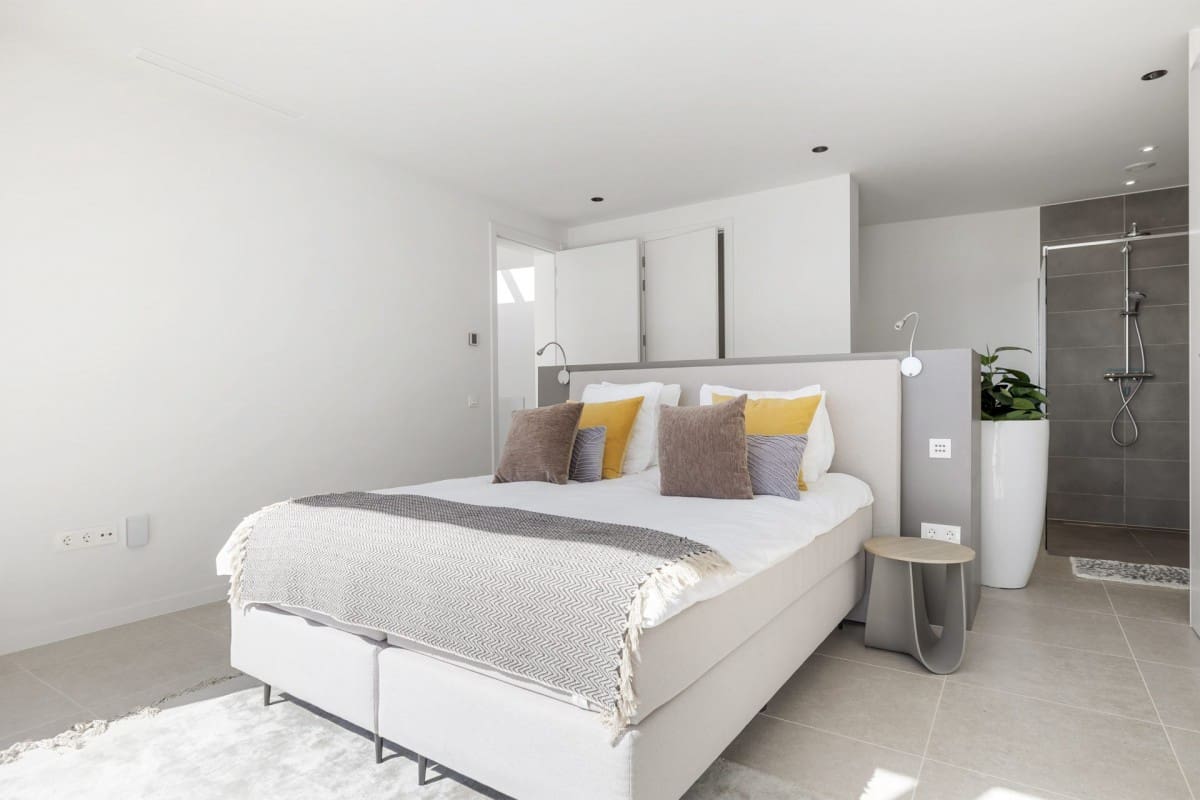 5 quarto Moradia para venda em Benahavis com piscina garagem - 4 950 000 € (Ref: 9425968)