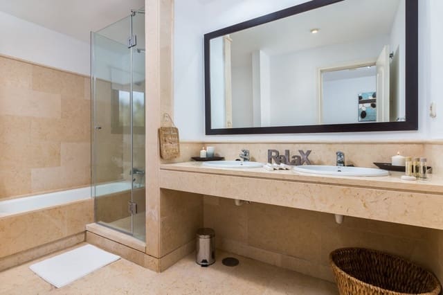 2 soverom Leilighet til salgs i Benahavís med svømmebasseng - € 549 000 (Ref: 9425970)