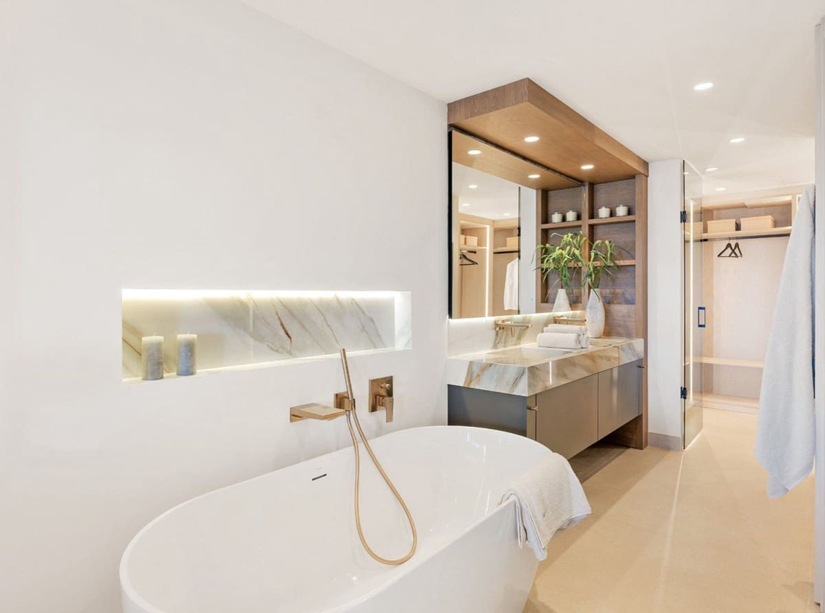 4 quarto Apartamento para venda em Estepona com piscina garagem - 3 695 000 € (Ref: 9425971)