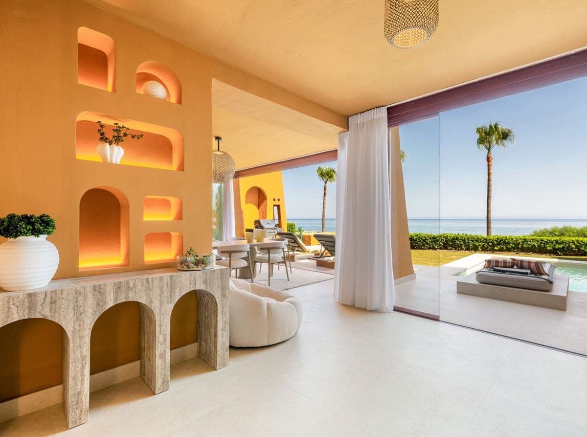 4 quarto Apartamento para venda em Estepona com piscina garagem - 3 695 000 € (Ref: 9425971)