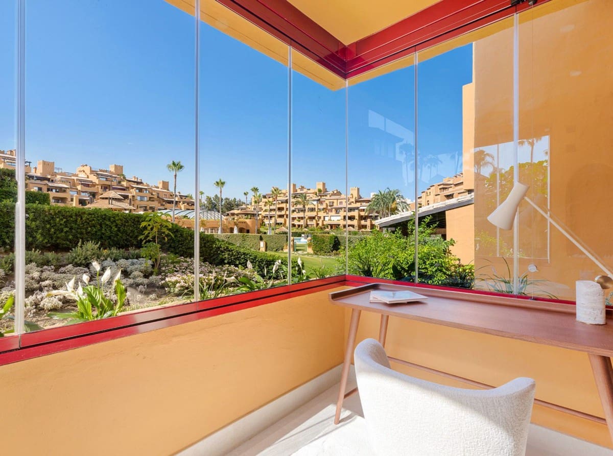 4 quarto Apartamento para venda em Estepona com piscina garagem - 3 695 000 € (Ref: 9425971)